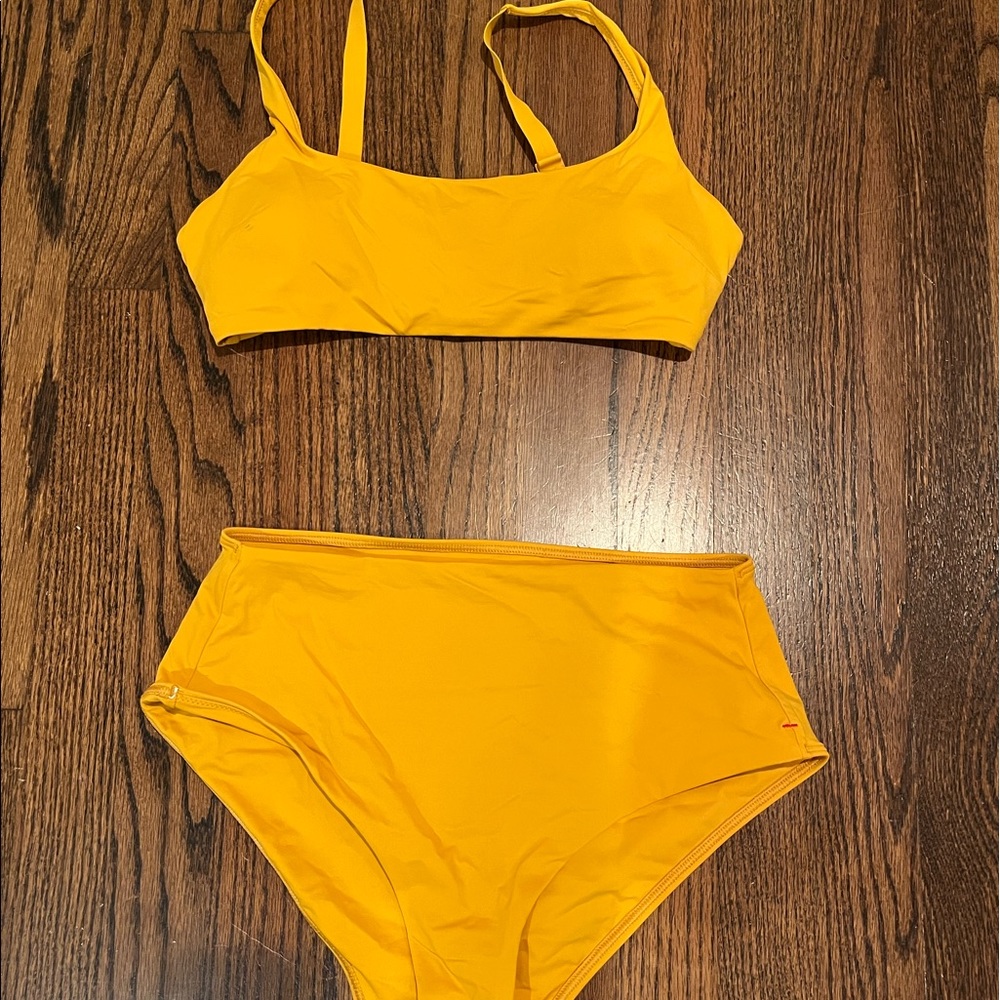 Everlane Highwaisted Swim Suit